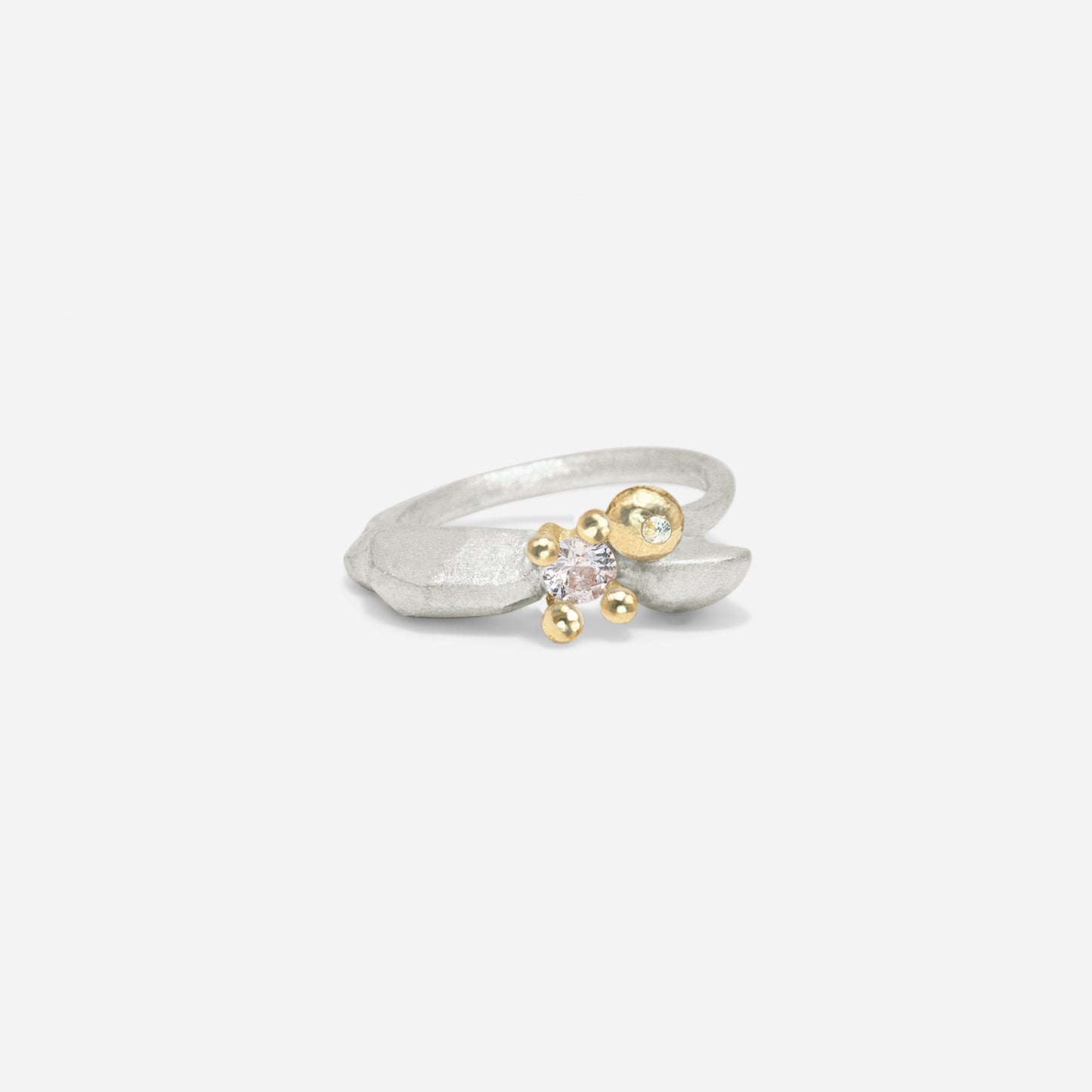 bicolor flower bobble ring gold &diamond
