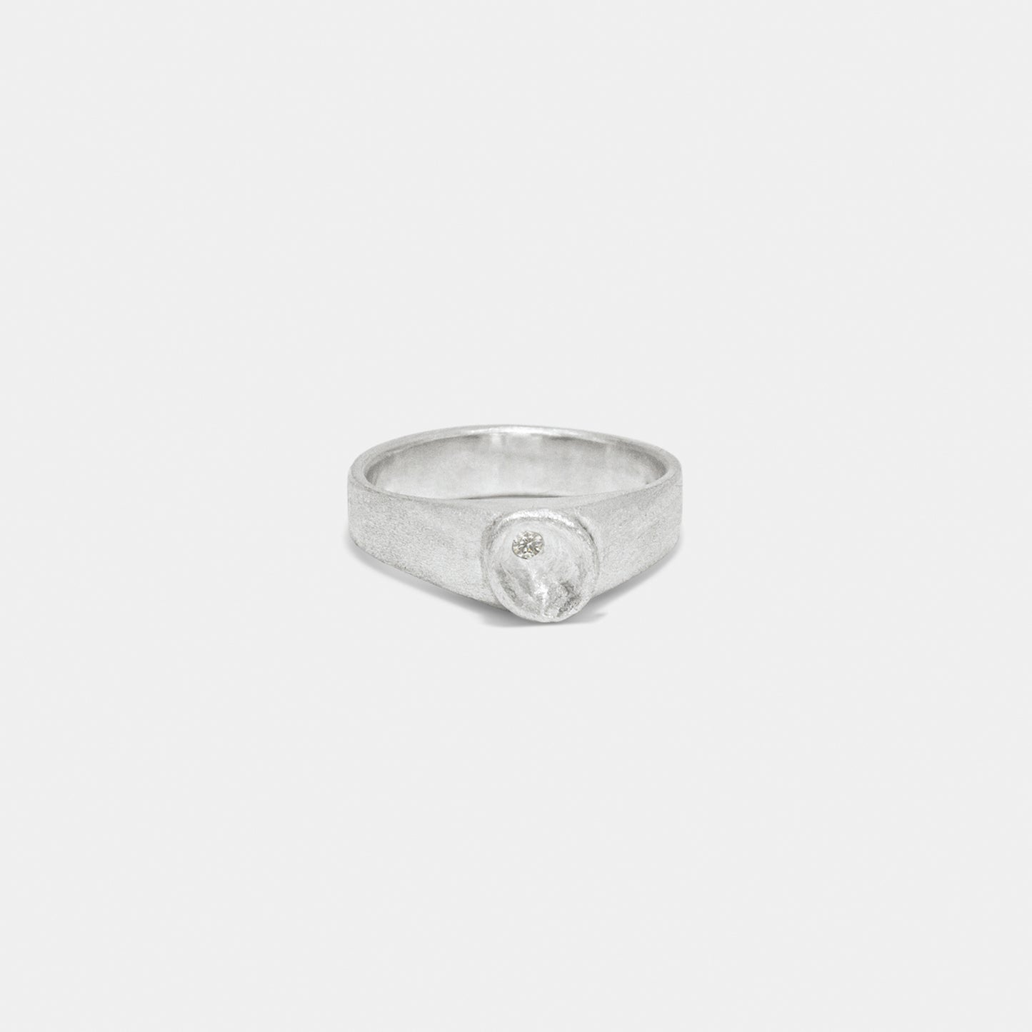 volcano gem signet silver&diamond