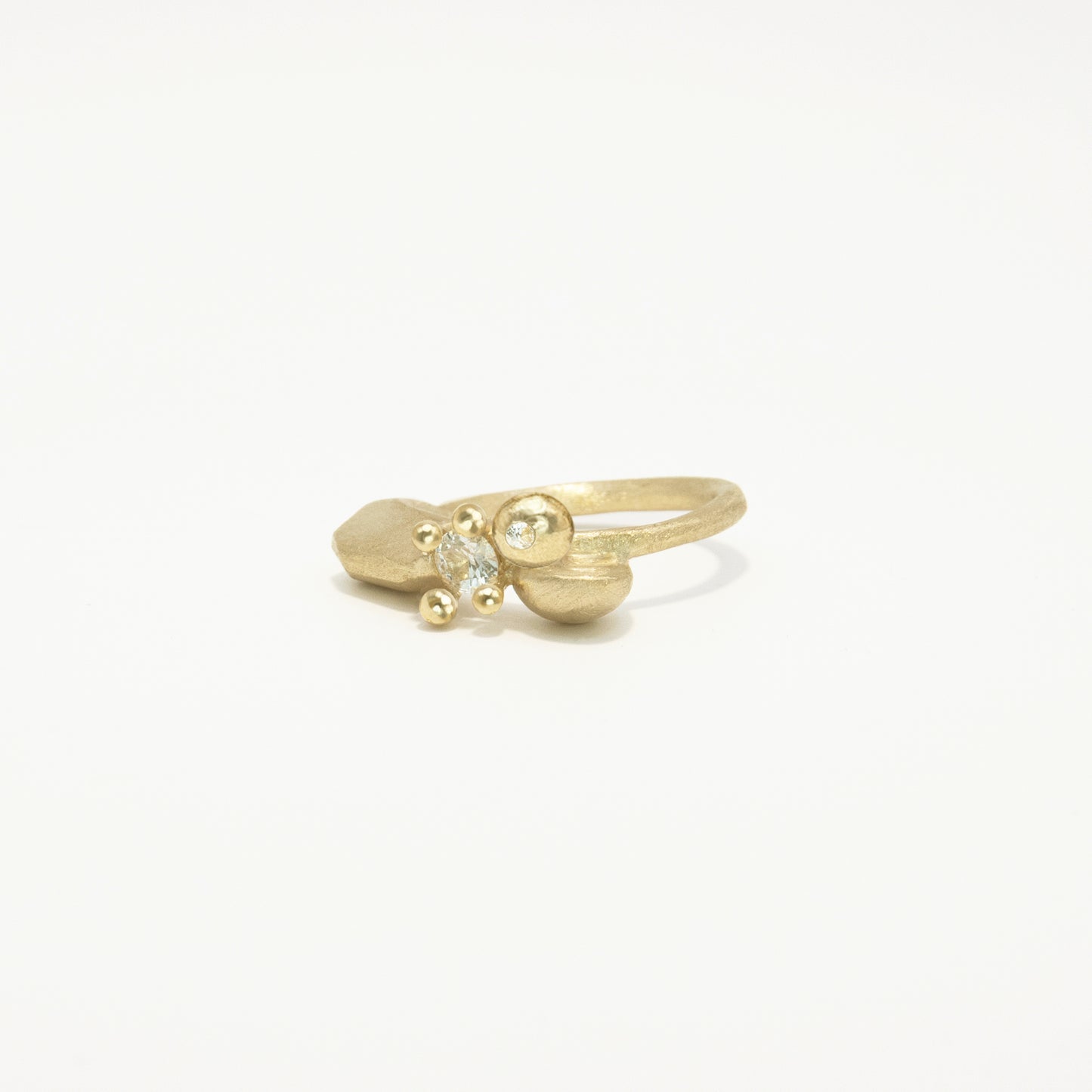 flower bobble ring gold&white sapphire& diamond