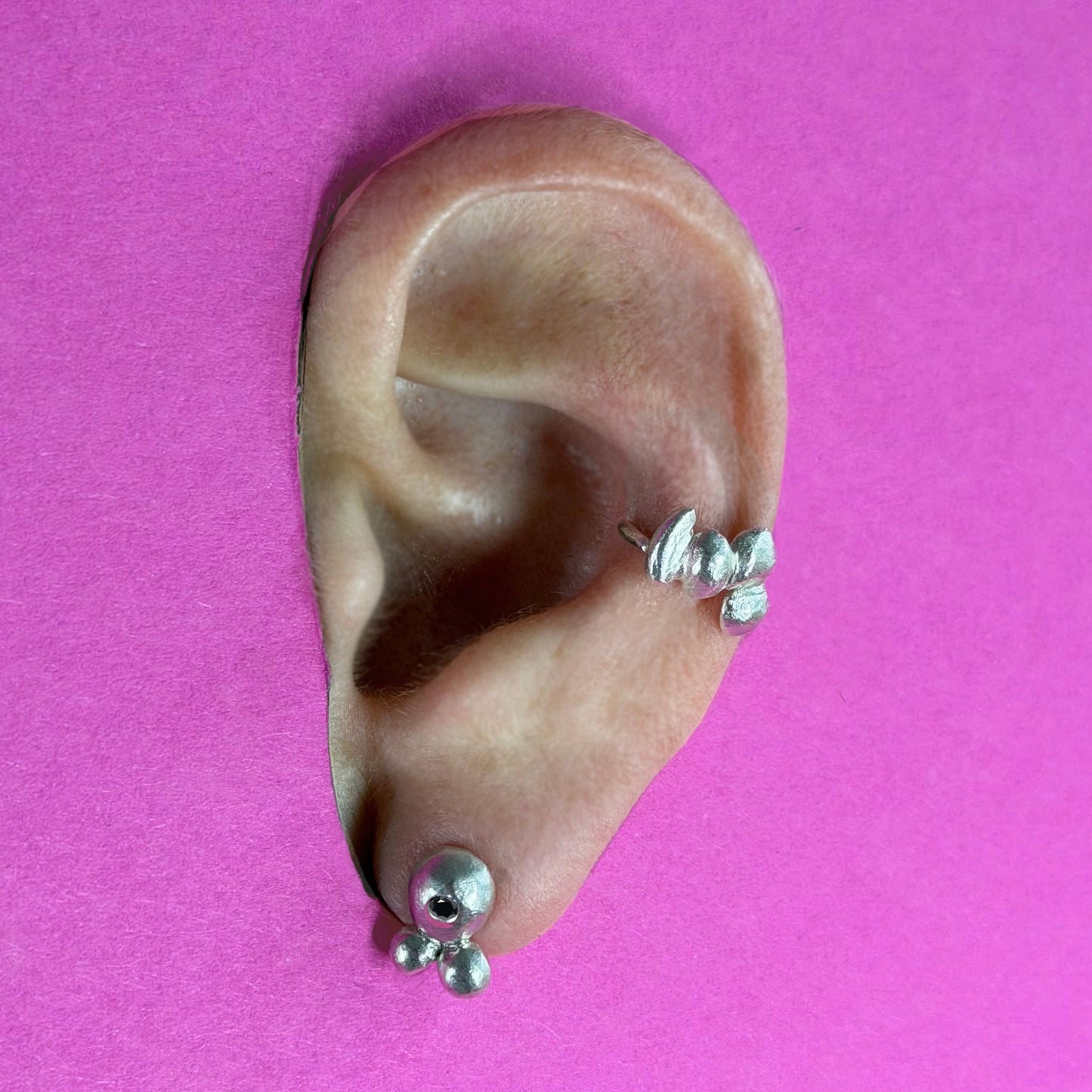 mickey stud black diamond